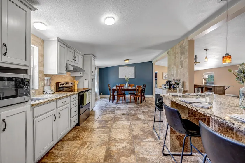 Rock house perfet for work or vacations - Image 1