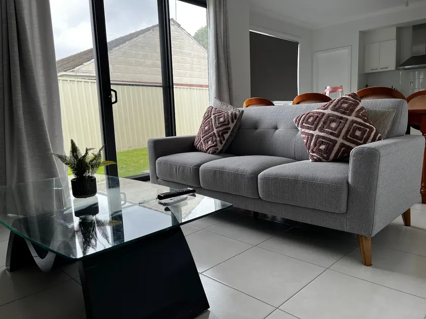 Modern House in Newton - Image 1