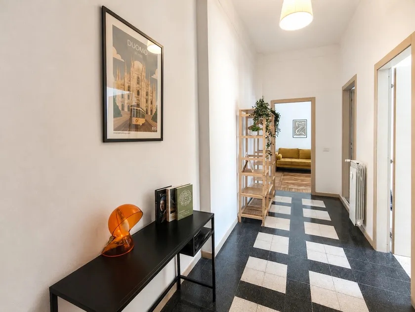 BIG Suite Goldoni 1 room apart [Duomo-M4 Airport] - Image 1
