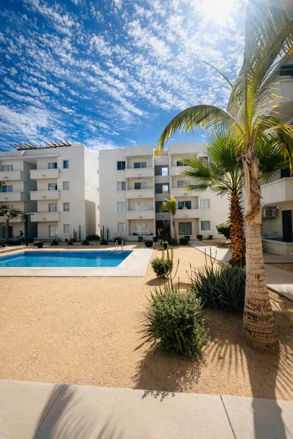 Vacation mode, rest and close to the beach. - Image 1