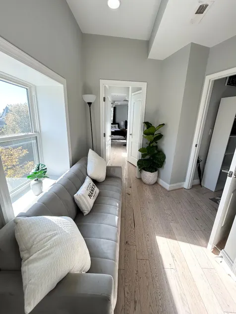 Spacious Private Condos Steps from Rhode Island Av - Image 1