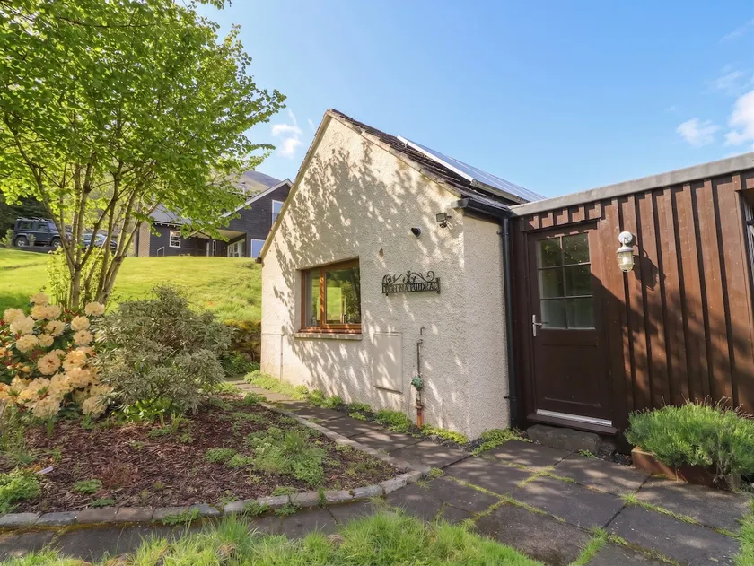 Puidrac Cottage - Image 1