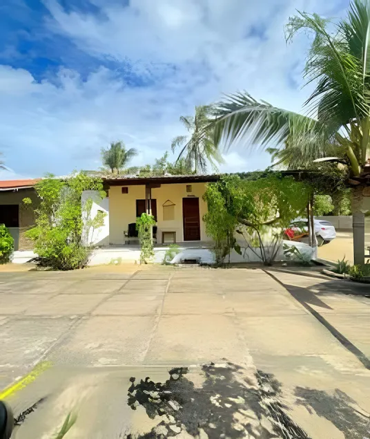 Villa Of The Palm Trees - Image 1