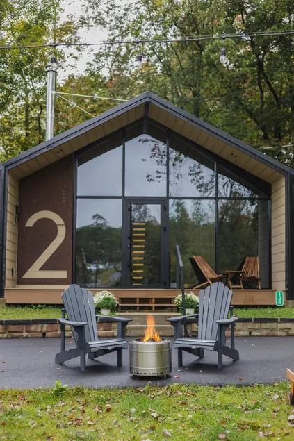 Lakefront Cabin Pocono #2 / Leisure Lake Resort - Image 1