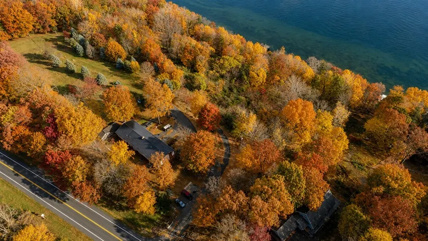 Cayuga Lake | 18 Guest | Wine Trail | Lake Access - Image 1