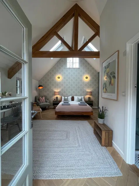 Luxury Design Boutique Annexe - Walk to Award Winning Pub - Image 1