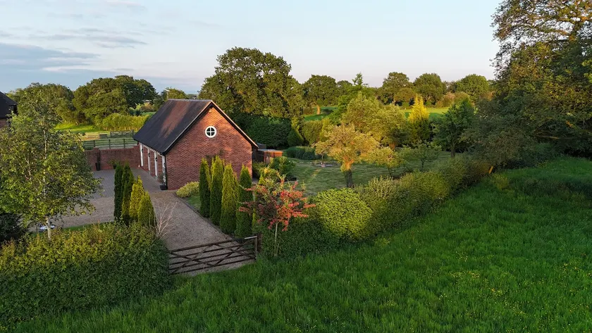 Cheshire Retreat at Within Street Farm - Image 1