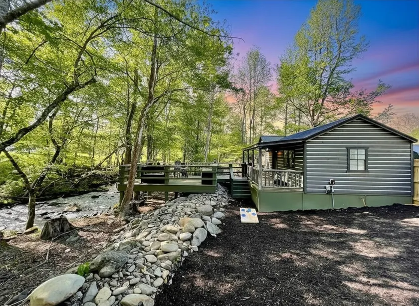 Liberty Creekside Haven - NEW - No Cleaning Fee - Image 1