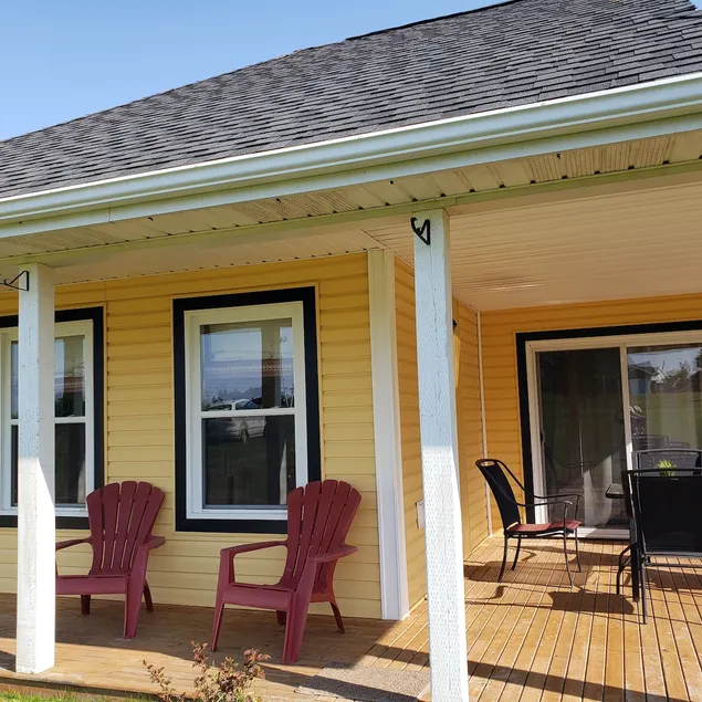 Near Cavendish Beach - Image 1