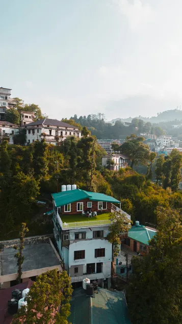 The Sky House : Where Mountains Meet the Open Sky - Image 1
