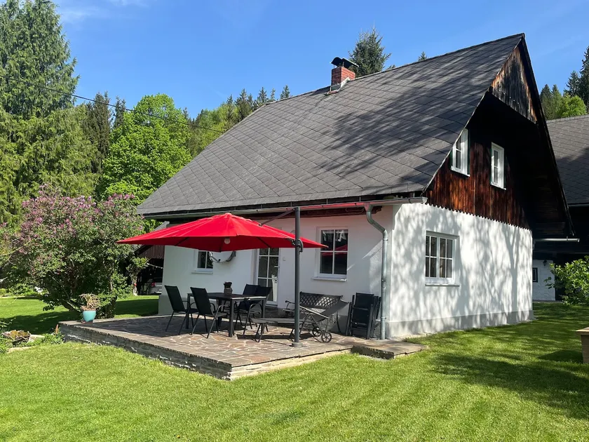 Vacation home in a quiet location - Image 1