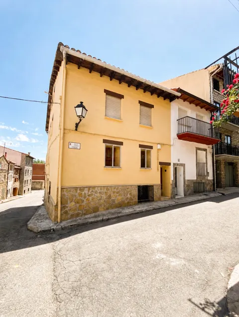 Casa El Endrinal - Image 1