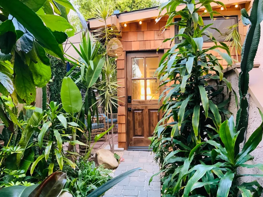 Beachside Wellness Retreat - Private in-room Sauna - Image 1
