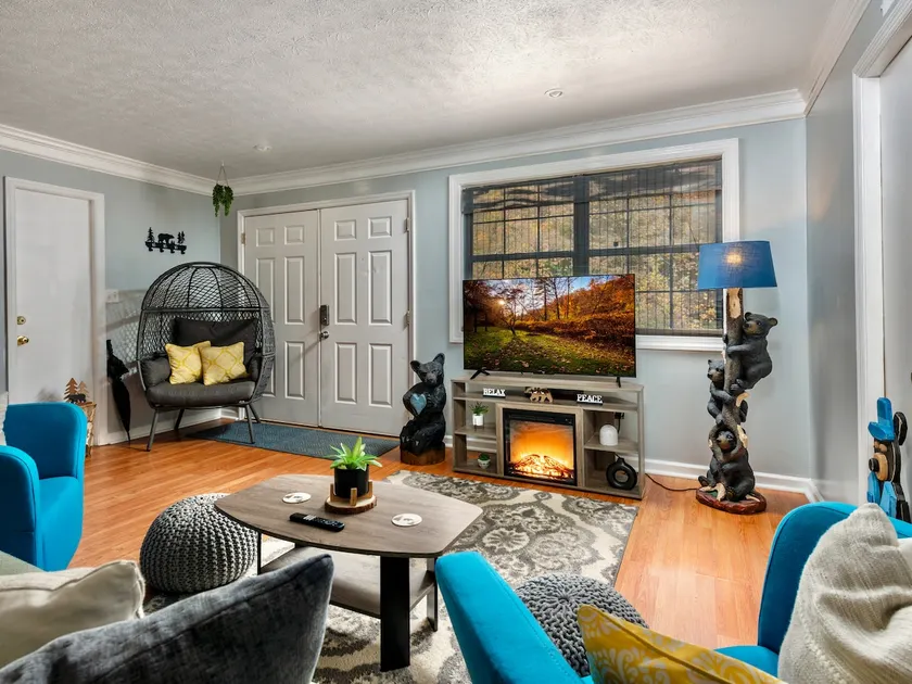 The BearBnB - Pet friendly, 5 mins to downtown - Image 1