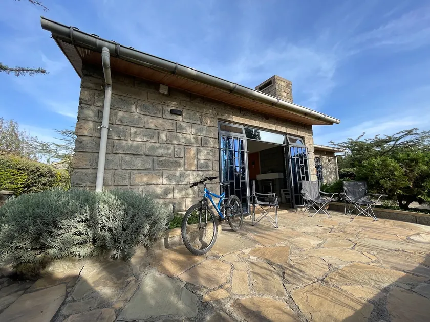Off-grid+Pool+Bonfires+Pets @ Elwai Visitor Centre - Image 1