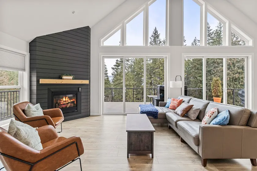 Luxury Modern Farmhouse in Blind Bay - Image 1