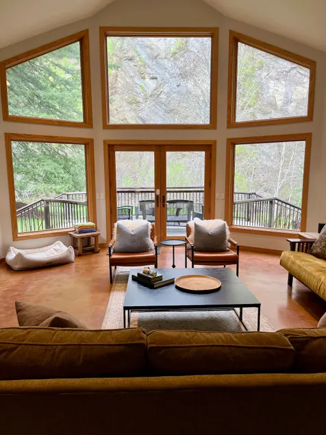 Redwood Creek Getaway! - Image 1