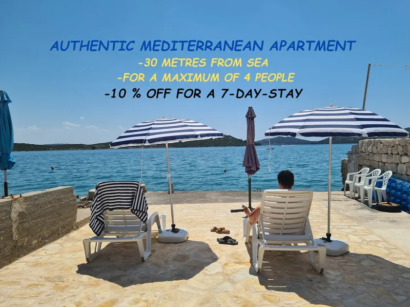 Authentic Mediterranean Apartment 30m from sea - Image 1