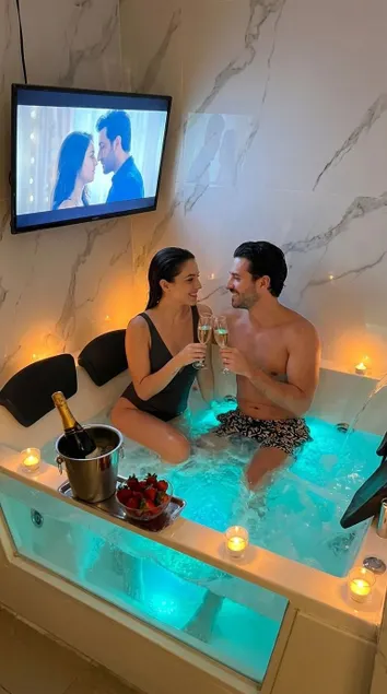 Best View Flat-Jacuzzi Pool Billiards Gym Games - Image 1