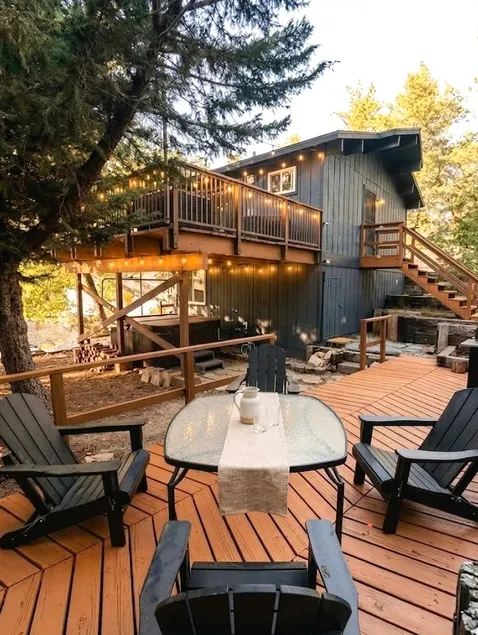 Snow Valley Retreat | With Hot Tub, BBQ, & Skiing - Image 1