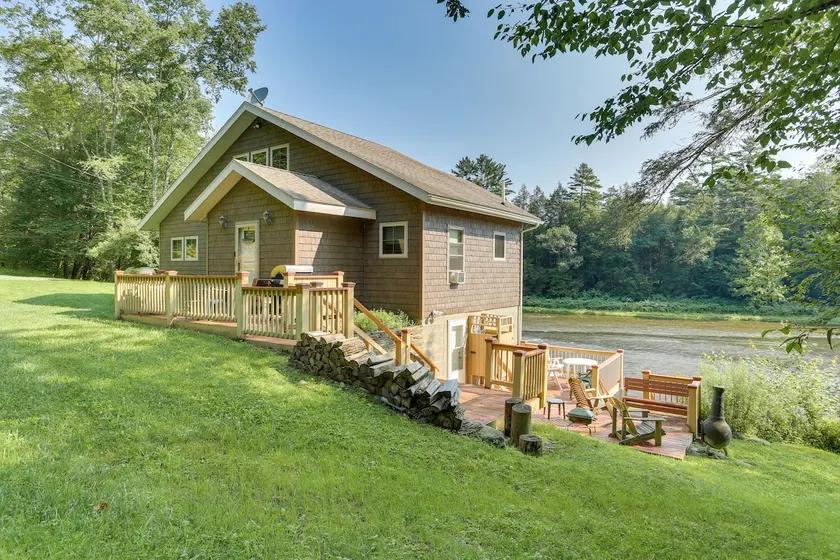 Pet-Friendly Hancock Home on the Delaware River! - Image 1