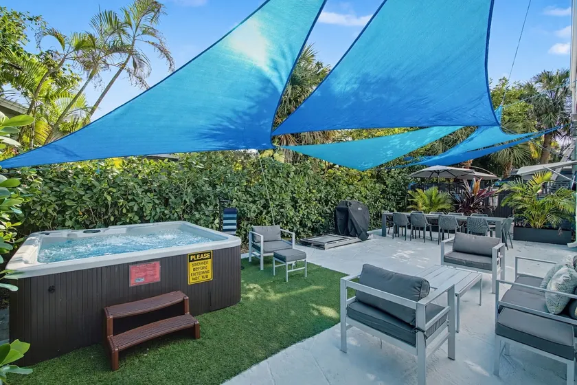 Dog-Friendly Beach Stay: Luxury Condo w/ Hot Tub - Image 1