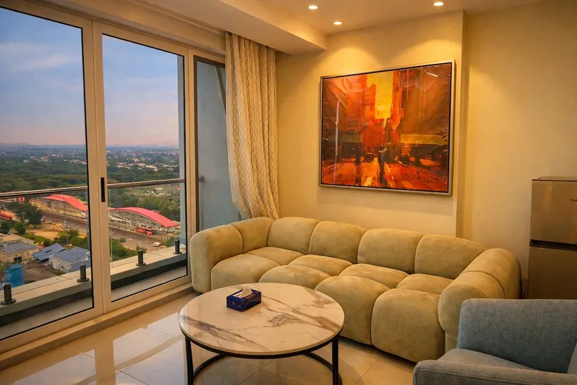 majestic view condo/city view - Image 1