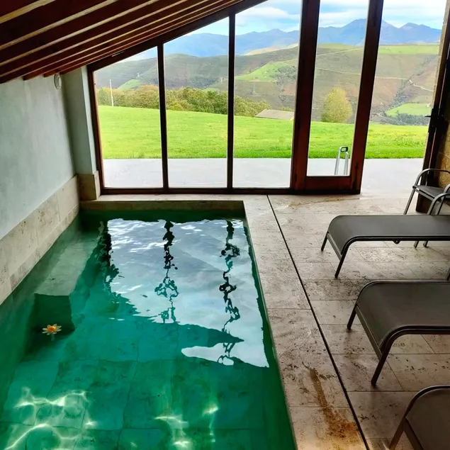 Villa Brenagudina – cabin with heated pool - Image 1