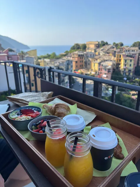 Tiny Room - Breakfast Room Service - 5 min from the station - Image 1