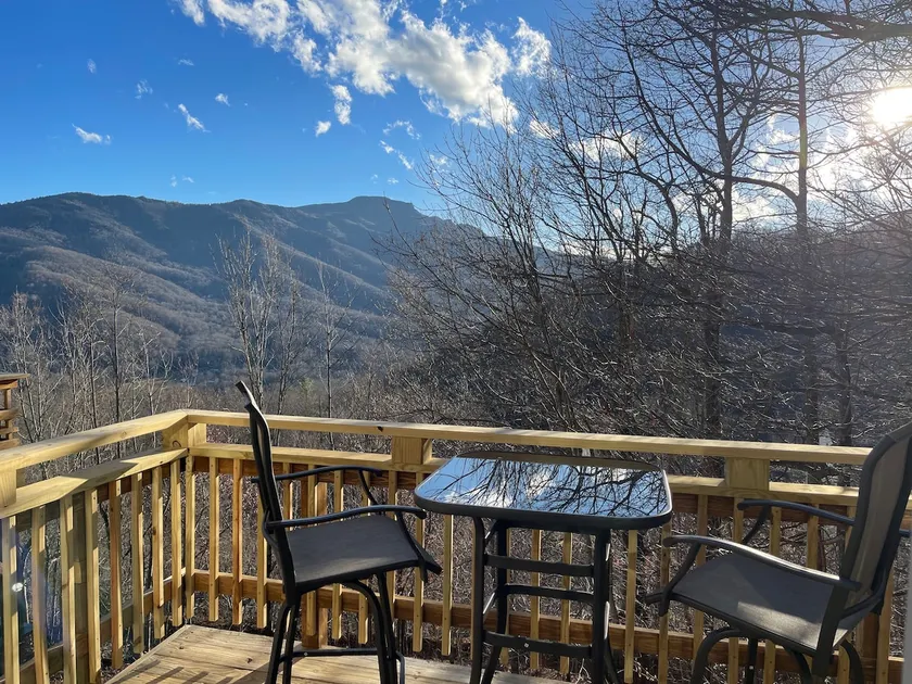 HIGH COUNTRY CONDO - Image 1