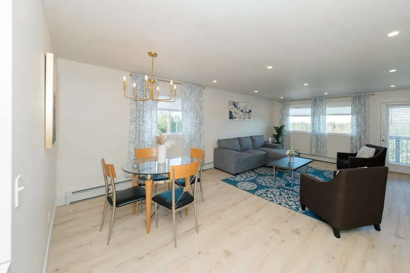 Campbell Park View Apartment - Image 1
