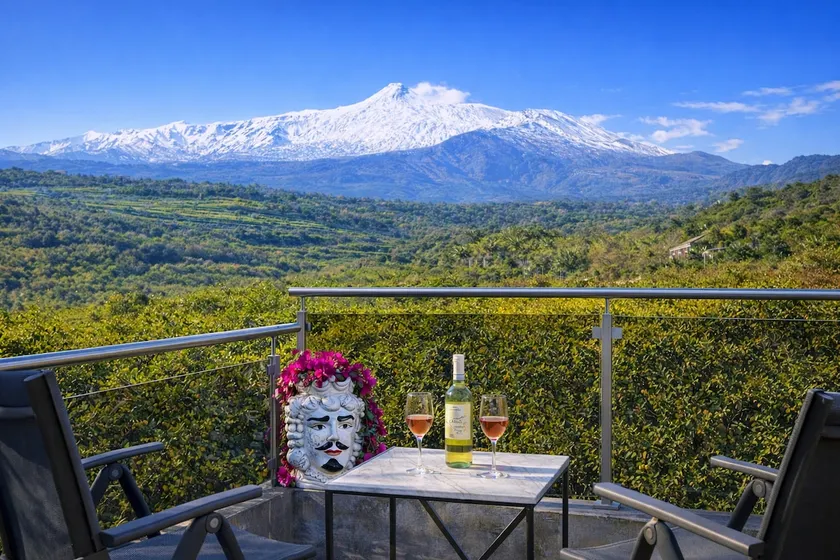 Sea, Etna, Taormina: Casa Limoneto & Hot Tub - Image 1