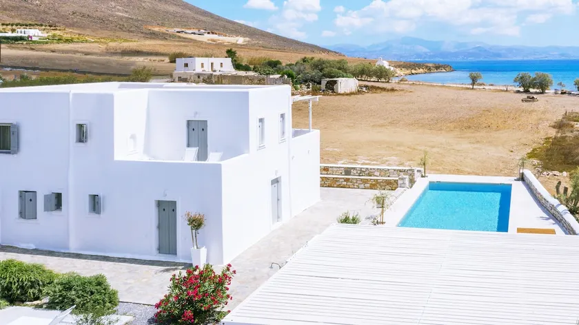 Molos Beachfront Villa - Image 1