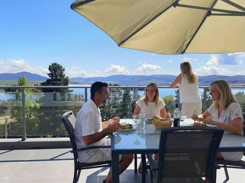Summit 14 - Jindabyne penthouse with views - Image 1