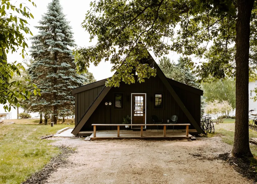 Stunning A-Frame on Lake Sherwood near Sand Valley - Image 1