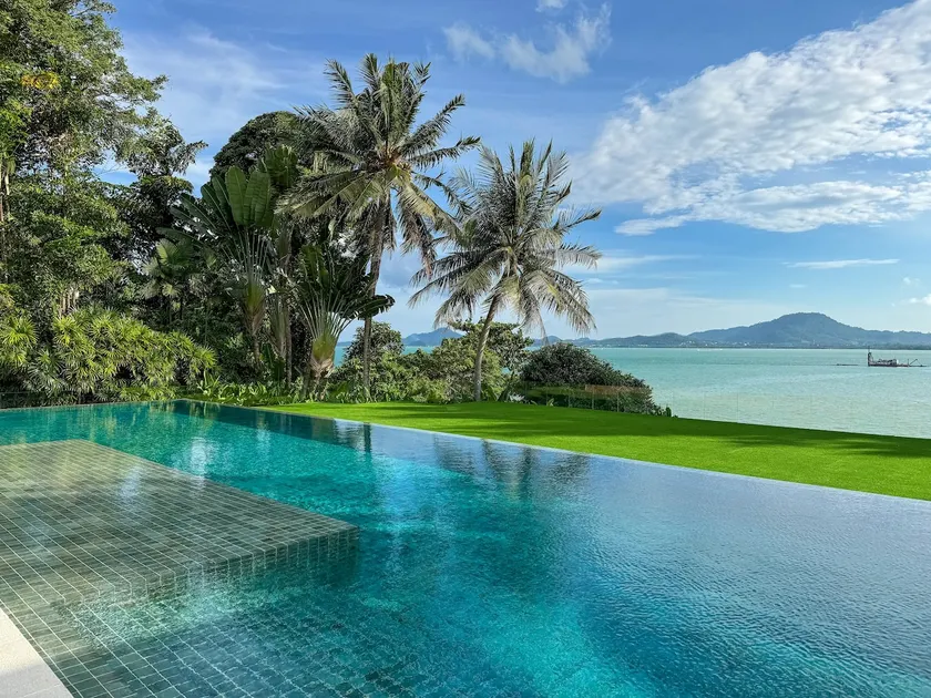 Ultra Luxury Oceanfront Villa | 30m Infinity Pool - Image 1