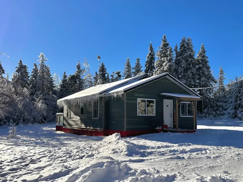 Sawmill Creek Cabin, Caledonia Mountain, Fundy NB - Image 1