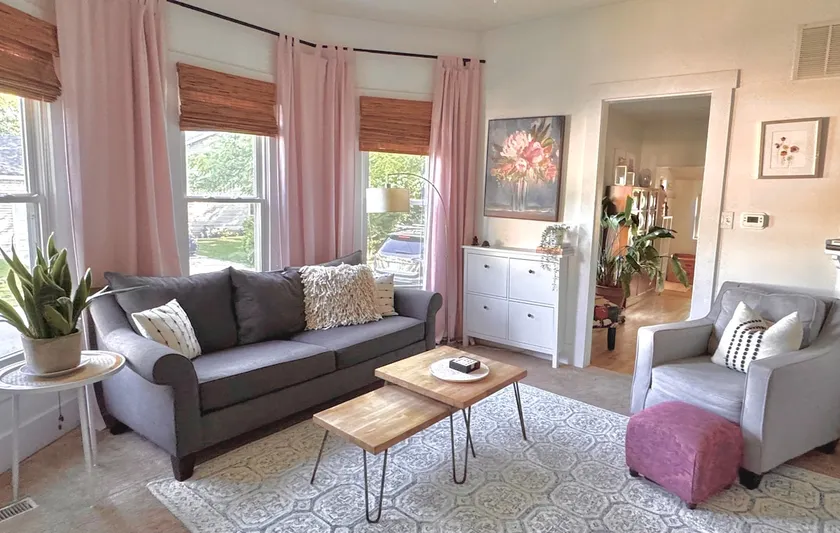 Charming Cottage Minutes from Campus & Bike Path - Image 1