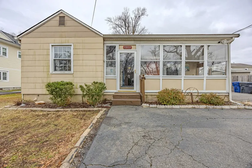 Family-Friendly 3BR Home Near DC & MGM - Image 1