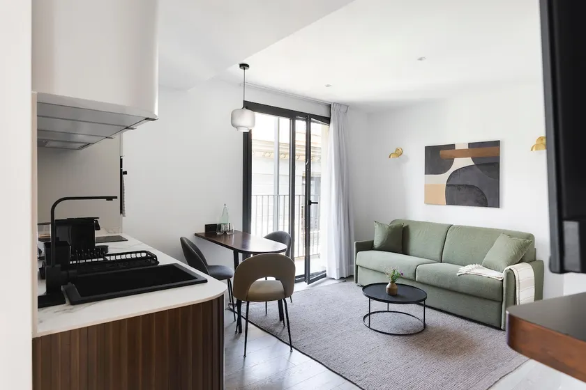 master La Rambla, Family Apartment 1 - Image 1