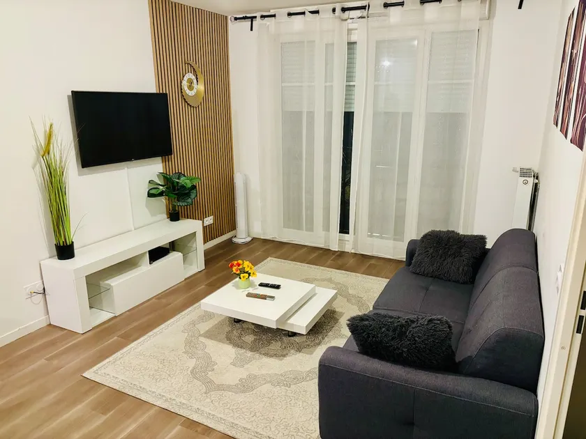 New 2-room apartment. Pleasant - Image 1