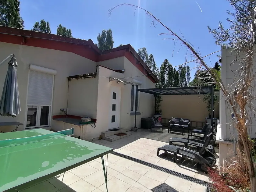 Villa in Antony, air conditioning, free parking - Image 1