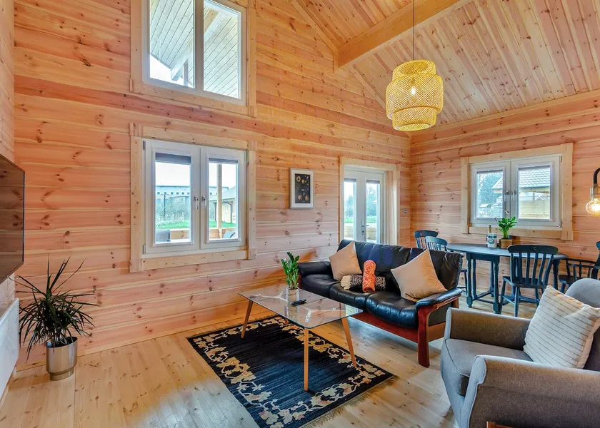 Holly Tree Lodges - Image 1