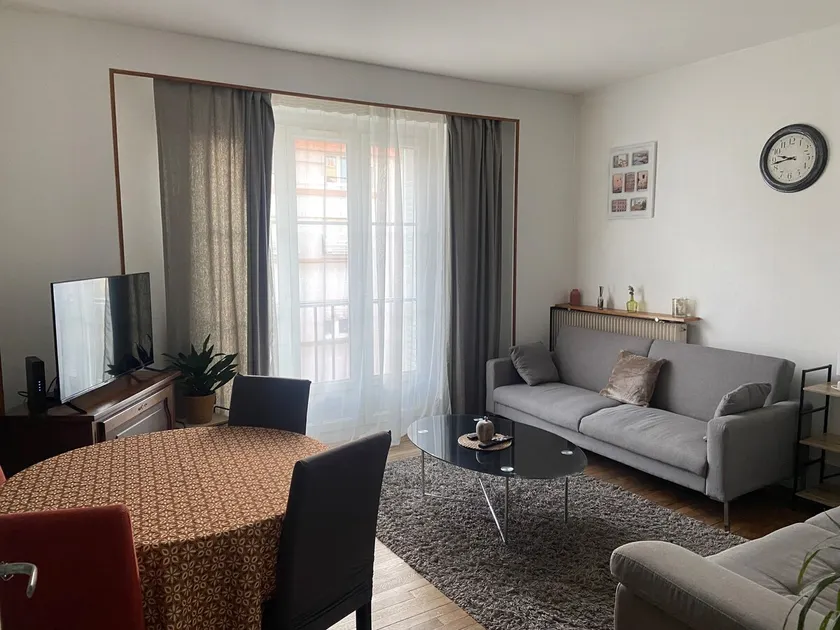 Spacious cozy apartment in the center of Epinal * * * * * - Image 1