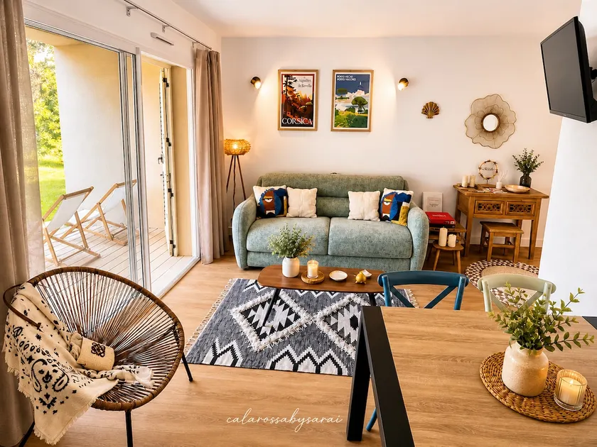 Calarossa by Sarai - Image 1