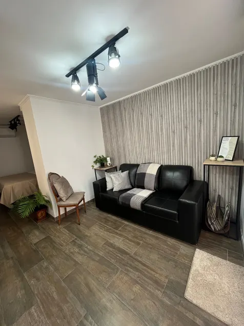 Cozy studio with a terrace and parking - Image 1