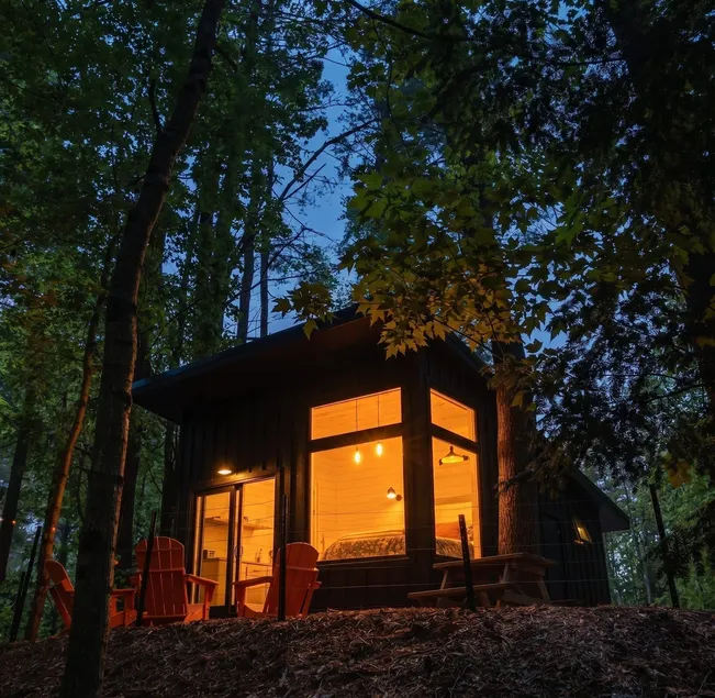Modern glamping cabin w/ full bath + kitchen - 19 - Image 1