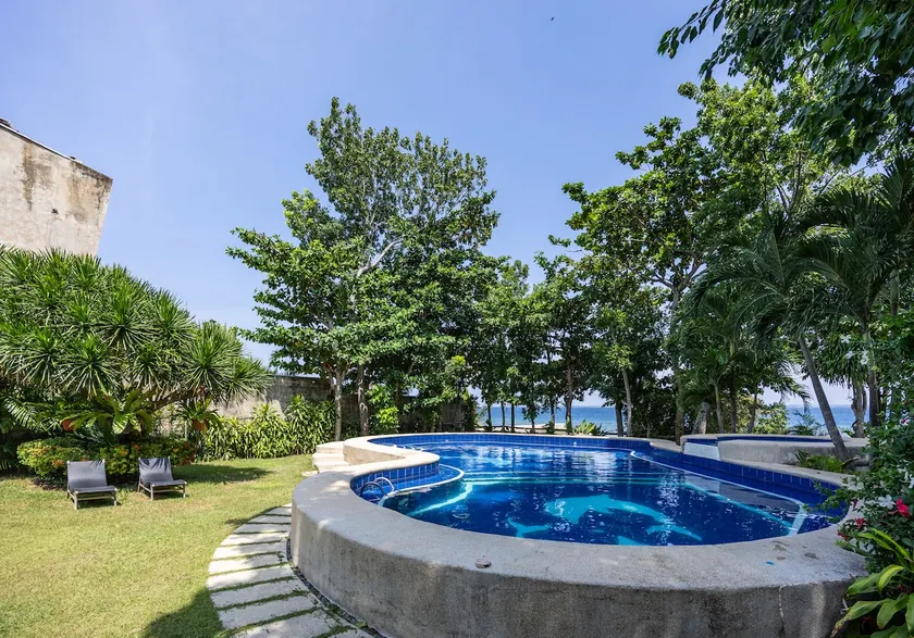 Private Beach Villa in Anza Mactan with Ocean View - Image 1
