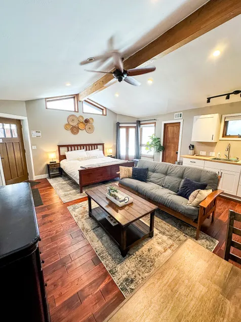 Cozy Private Suite w/AC Near Downtown Flagstaff - Image 1