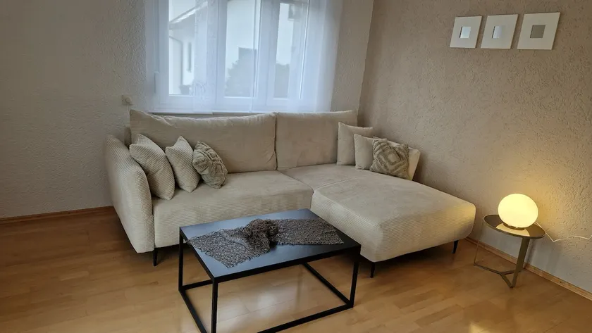 bright apartment with conservatory - Image 1